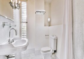 Fully Fitted Bathroom Costs Explained: What UK Homeowners Should Know